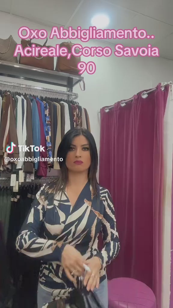 Camicia donna a fantasia lucida con colletto classico e maniche lunghe